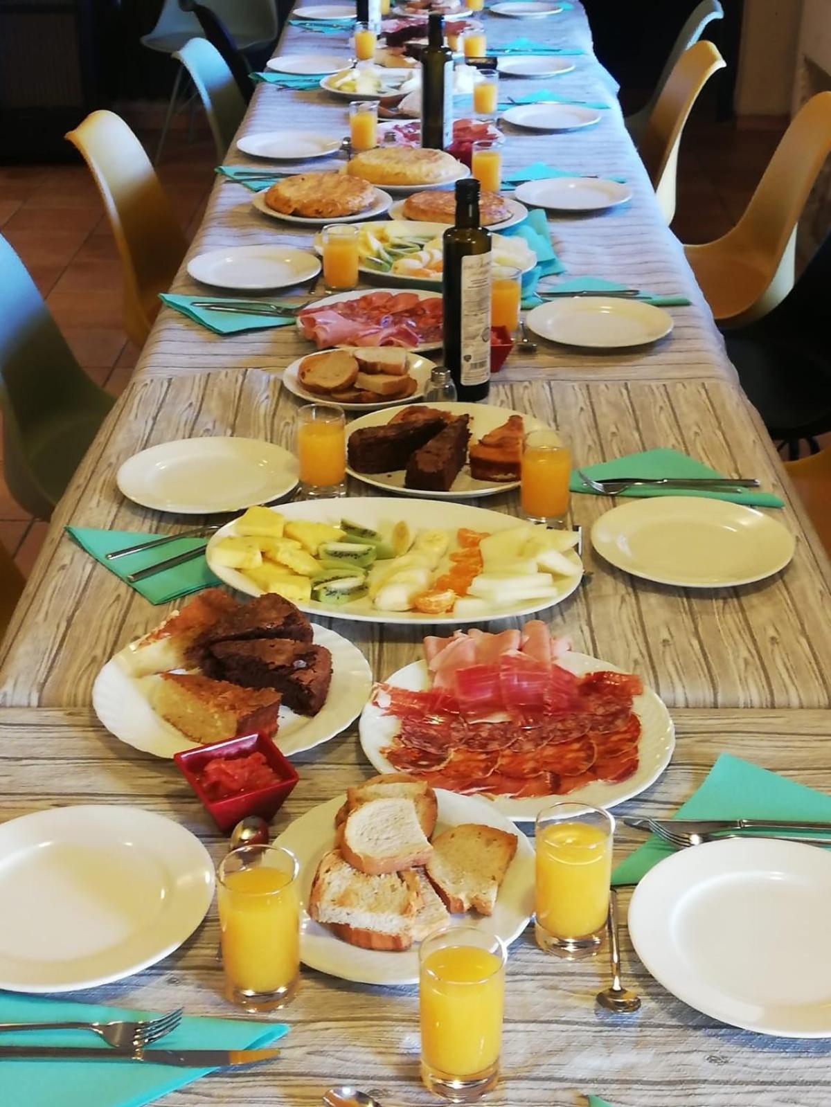 קינטנייה דה אונסימו Hotel Restaurante Agapio De Tresnino מראה חיצוני תמונה
