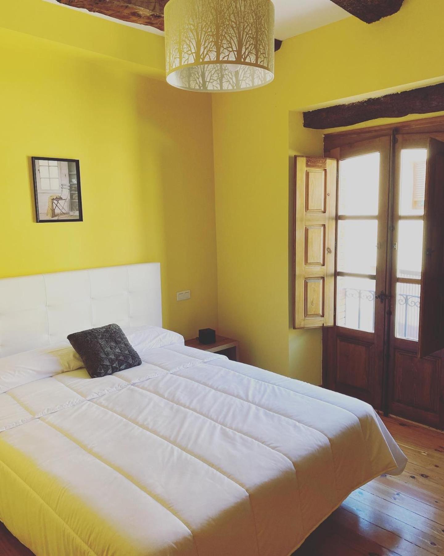 קינטנייה דה אונסימו Hotel Restaurante Agapio De Tresnino מראה חיצוני תמונה