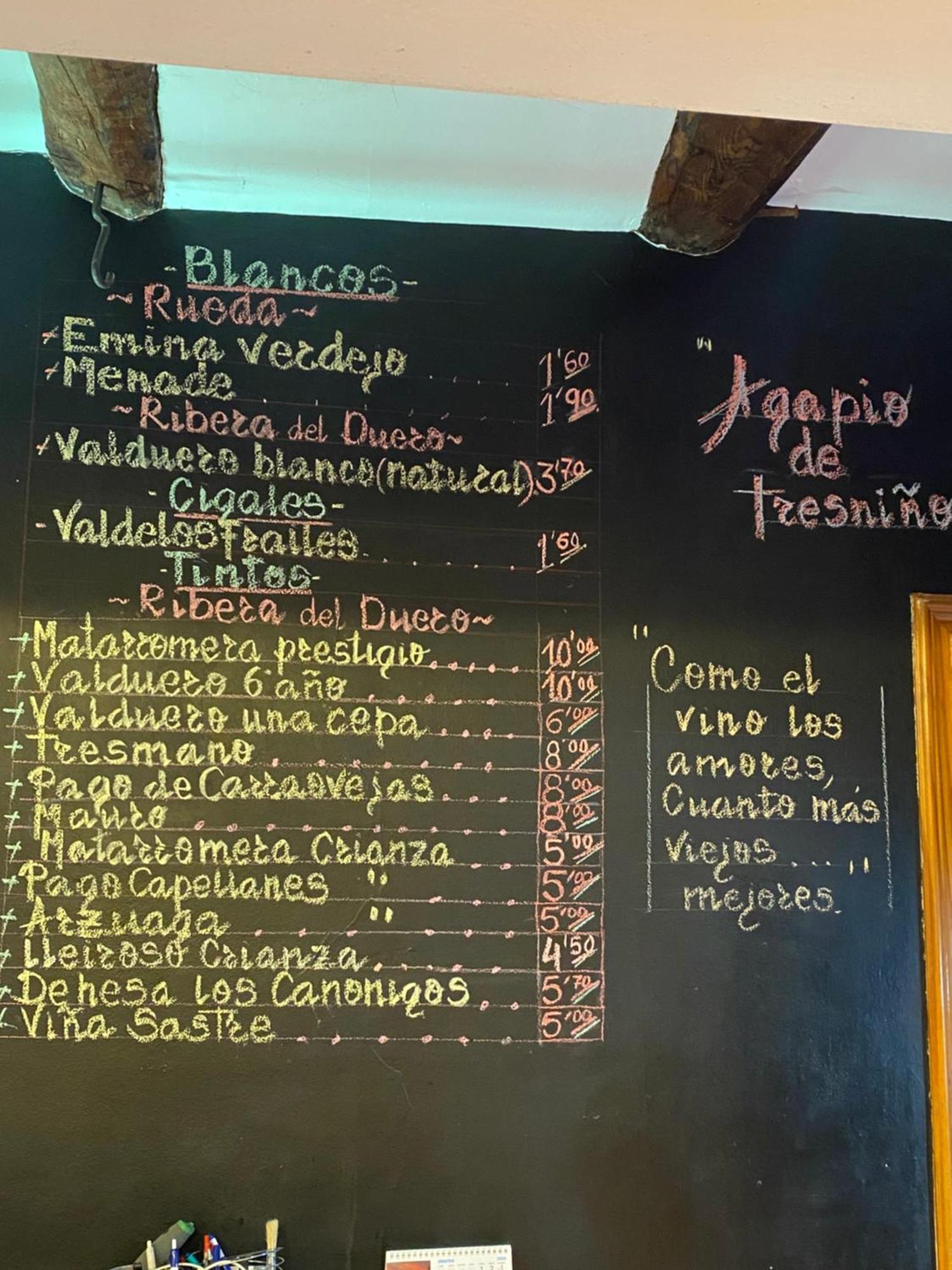קינטנייה דה אונסימו Hotel Restaurante Agapio De Tresnino מראה חיצוני תמונה